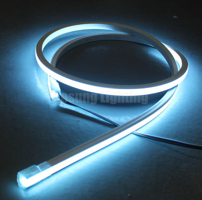 RGBW 4 chip yang dapat diprogram mengubah warna led tali neon strip fleksibel 24v atas-view persegi 17x17mm