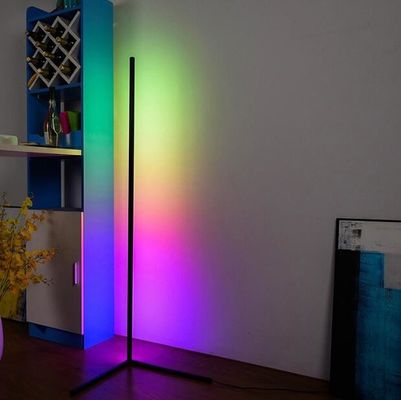 140cm Mengubah Warna Lampu LED lainnya Sudut Lampu Lantai Linear